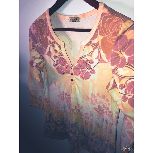 Top - Picture 7 of 7